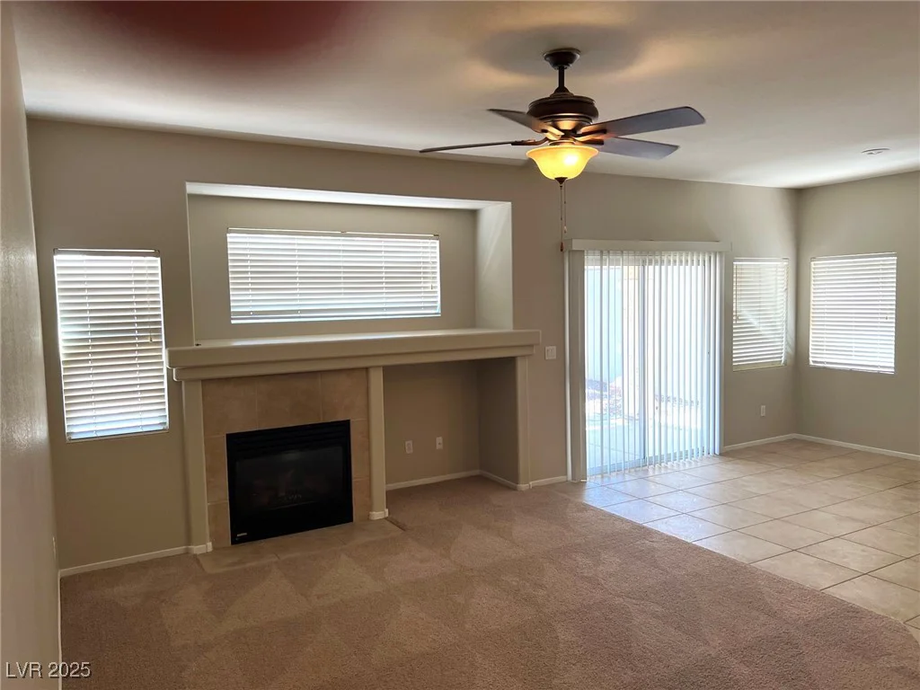 10195 Queensbury, Las Vegas, NV 89135