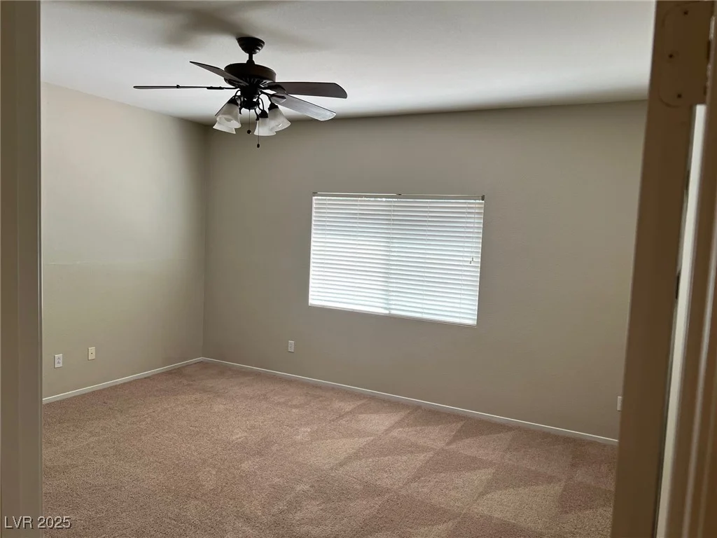 10195 Queensbury, Las Vegas, NV 89135