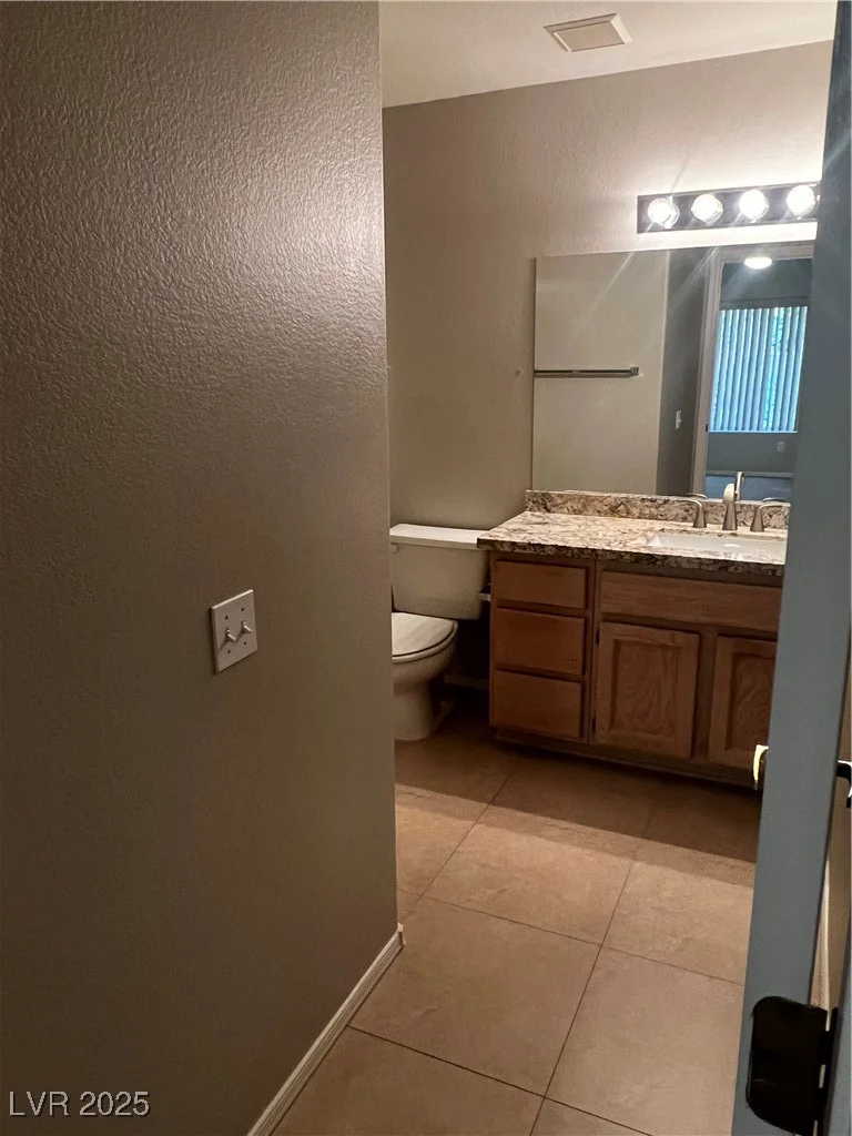 2231 Hallston, Las Vegas, NV 89134