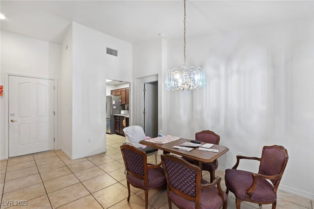 2231 Hallston, Las Vegas, NV 89134