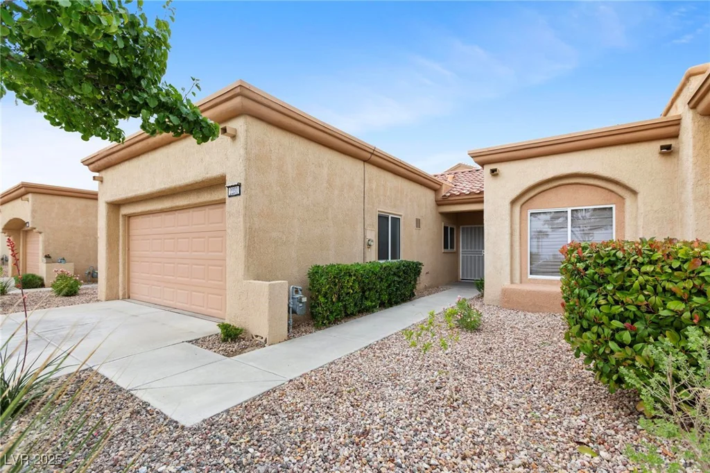 2231 Hallston, Las Vegas, NV 89134