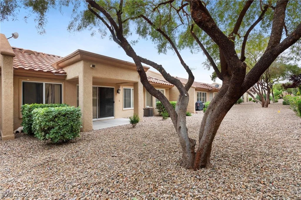 2231 Hallston, Las Vegas, NV 89134