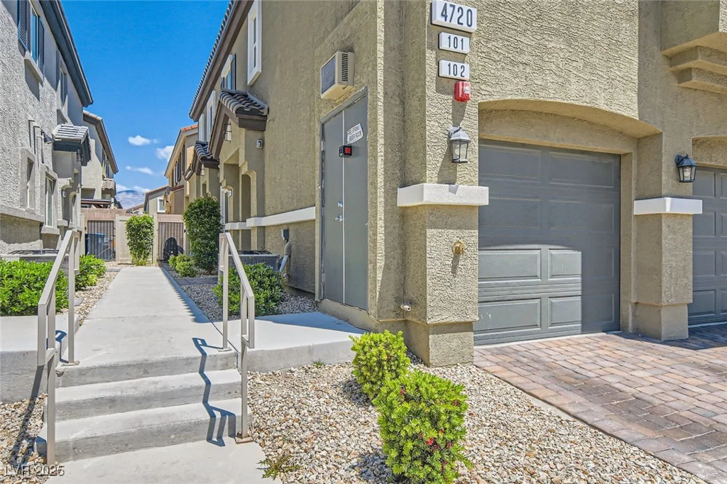 4720 Flower Moon, North Las Vegas, NV 89084