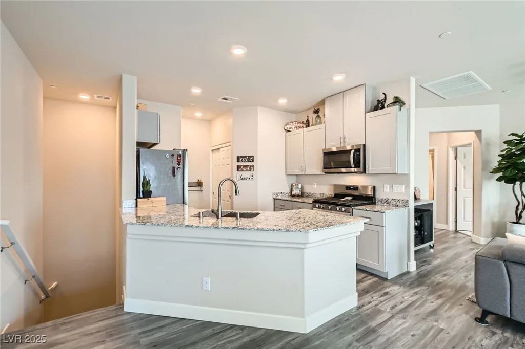 4720 Flower Moon, North Las Vegas, NV 89084