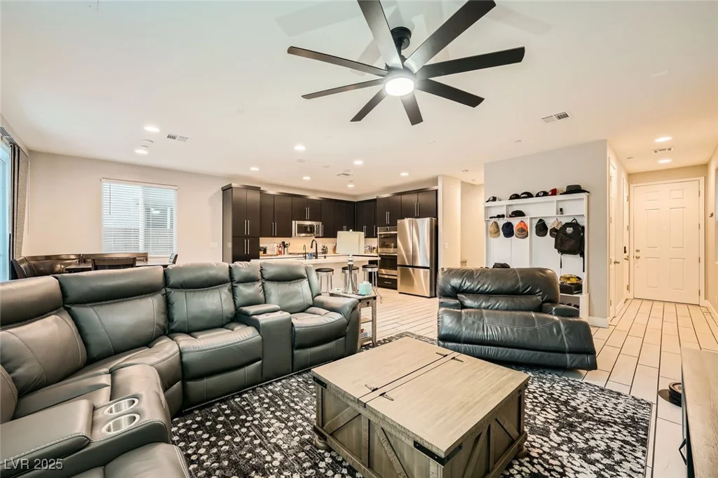 707 Cottonwood Hill, Henderson, NV 89011