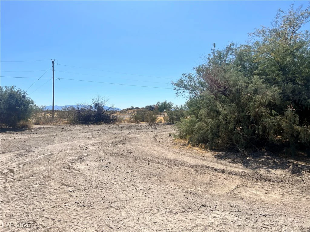 8230 Old Spanish, Pahrump, NV 89061