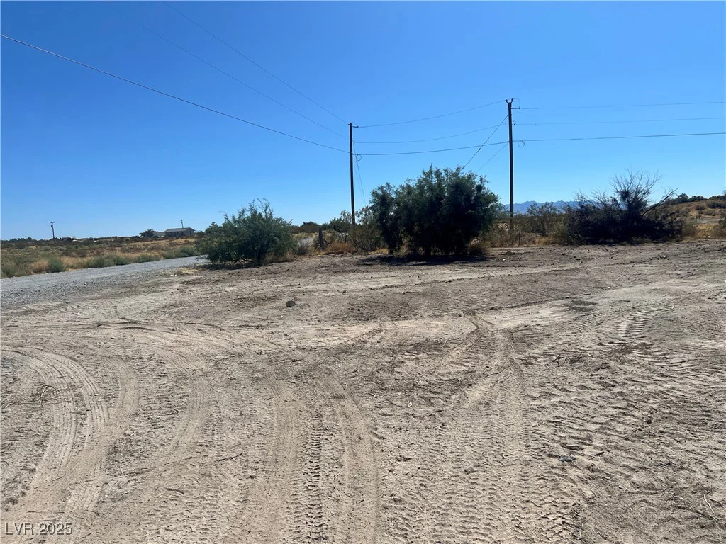 8230 Old Spanish, Pahrump, NV 89061