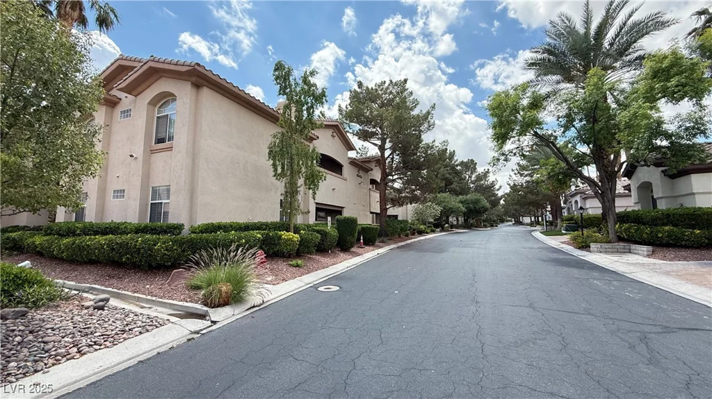 2050 Warm Springs, Henderson, NV 89014