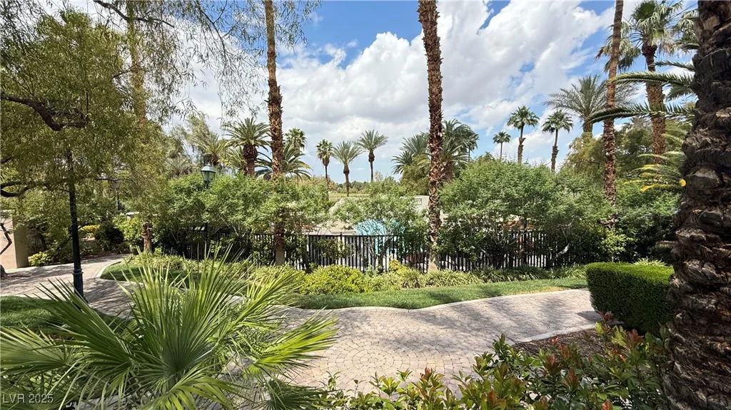 2050 Warm Springs, Henderson, NV 89014