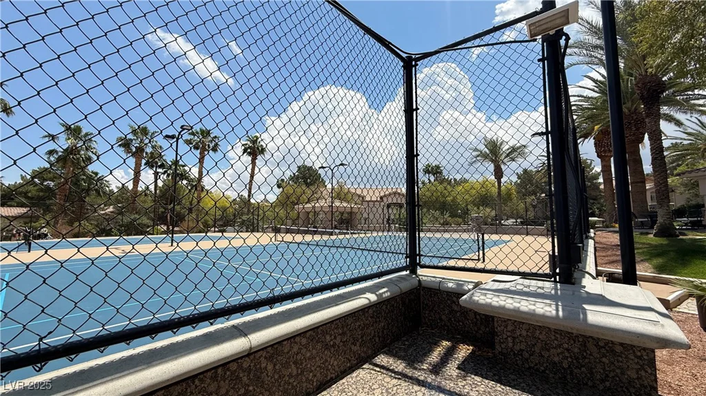2050 Warm Springs, Henderson, NV 89014