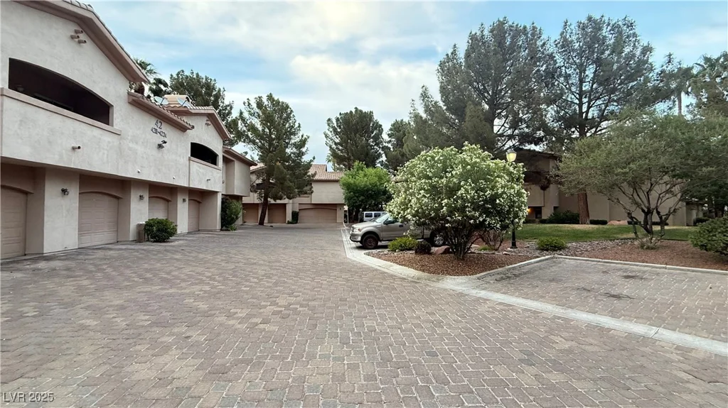 2050 Warm Springs, Henderson, NV 89014