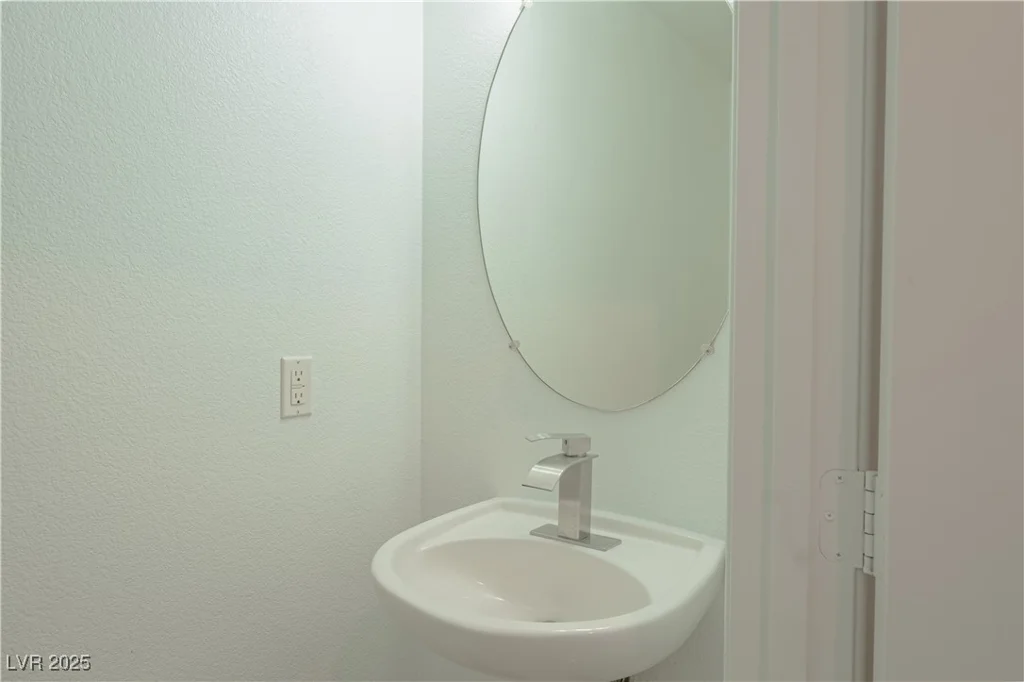5001 Volcanic Rock, Las Vegas, NV 89122