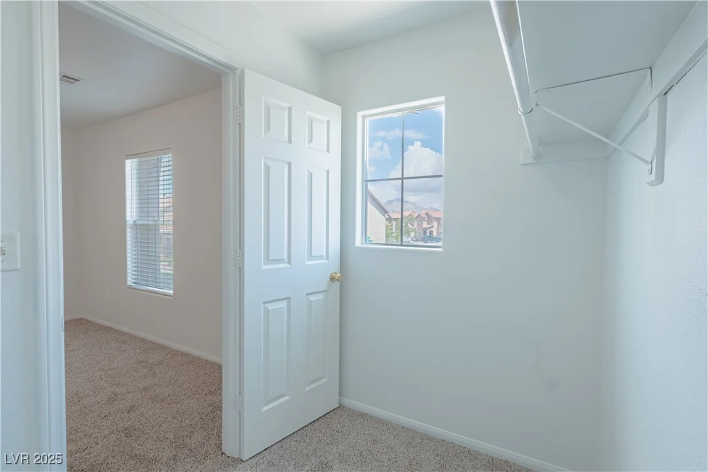 5001 Volcanic Rock, Las Vegas, NV 89122