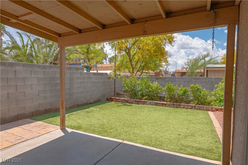 5001 Volcanic Rock, Las Vegas, NV 89122