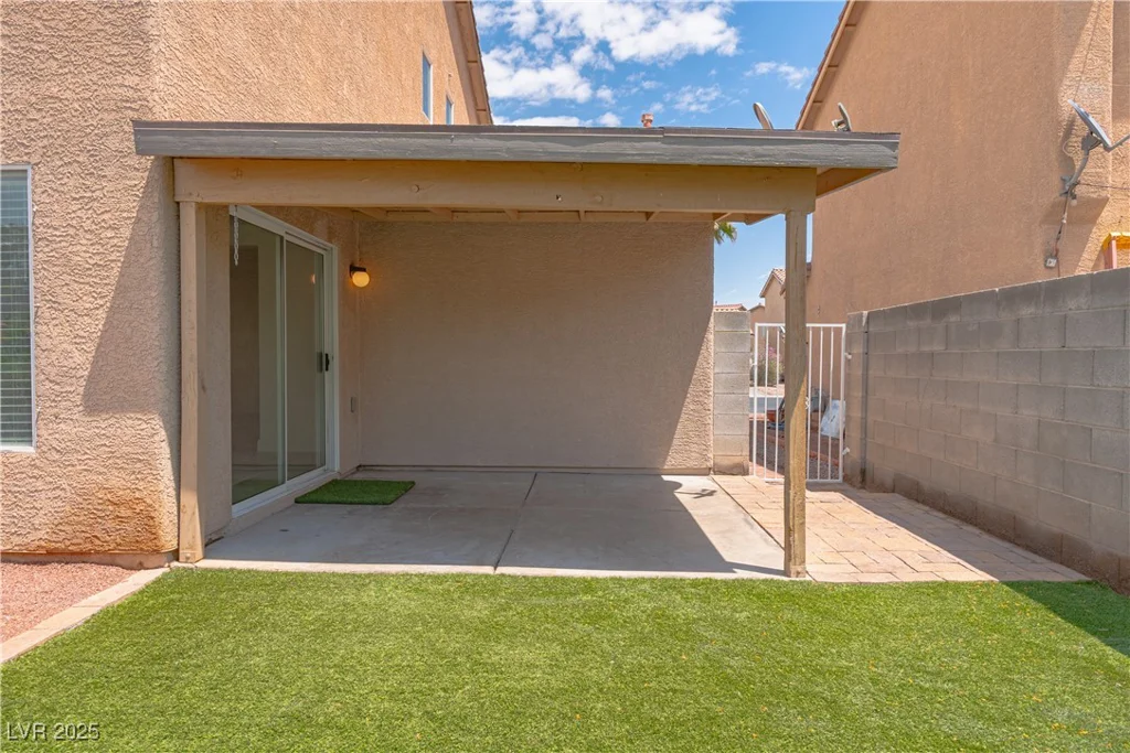 5001 Volcanic Rock, Las Vegas, NV 89122