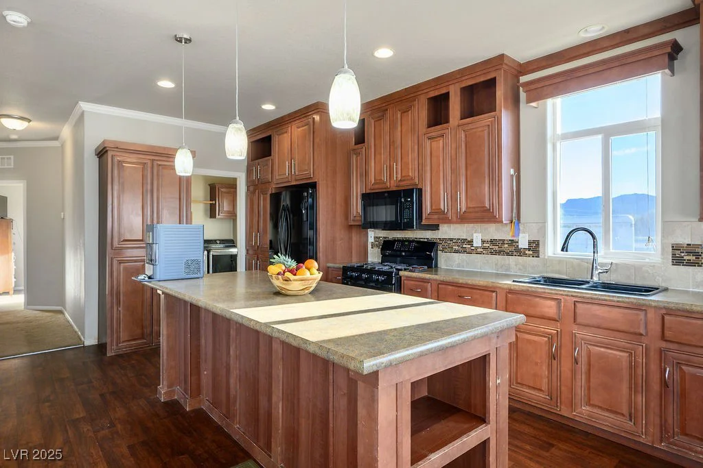 3031 Susan, Pahrump, NV 89060