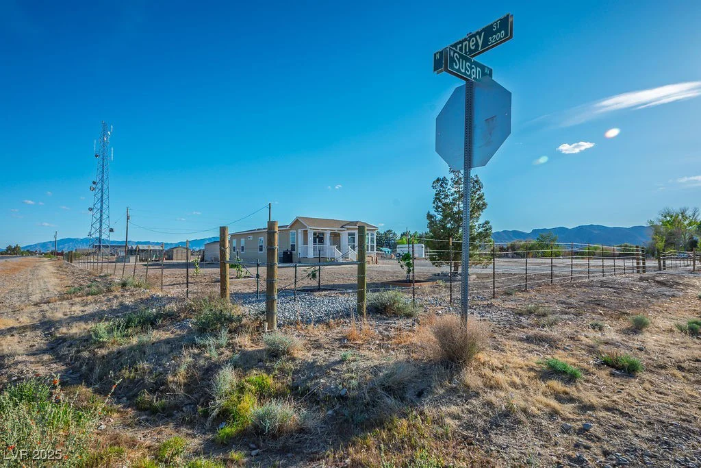 3031 Susan, Pahrump, NV 89060