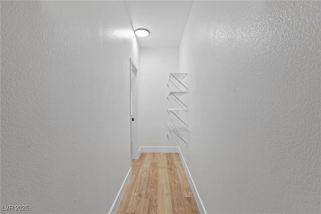 9115 Weeping Hollow, Las Vegas, NV 89178