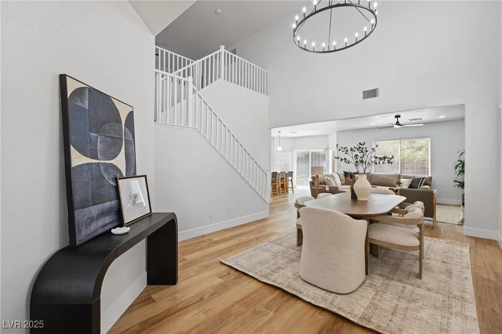 9115 Weeping Hollow, Las Vegas, NV 89178