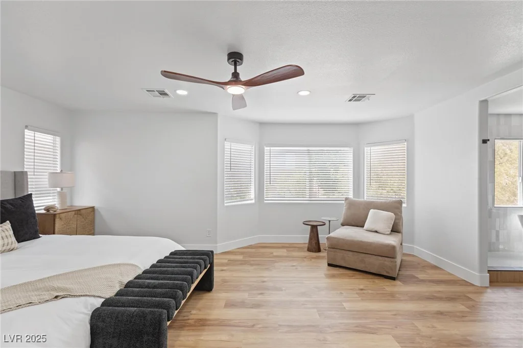 9115 Weeping Hollow, Las Vegas, NV 89178