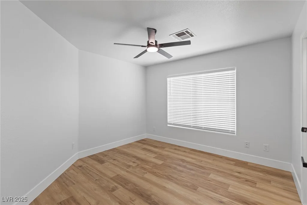9115 Weeping Hollow, Las Vegas, NV 89178