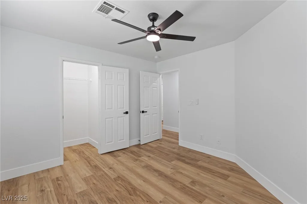 9115 Weeping Hollow, Las Vegas, NV 89178