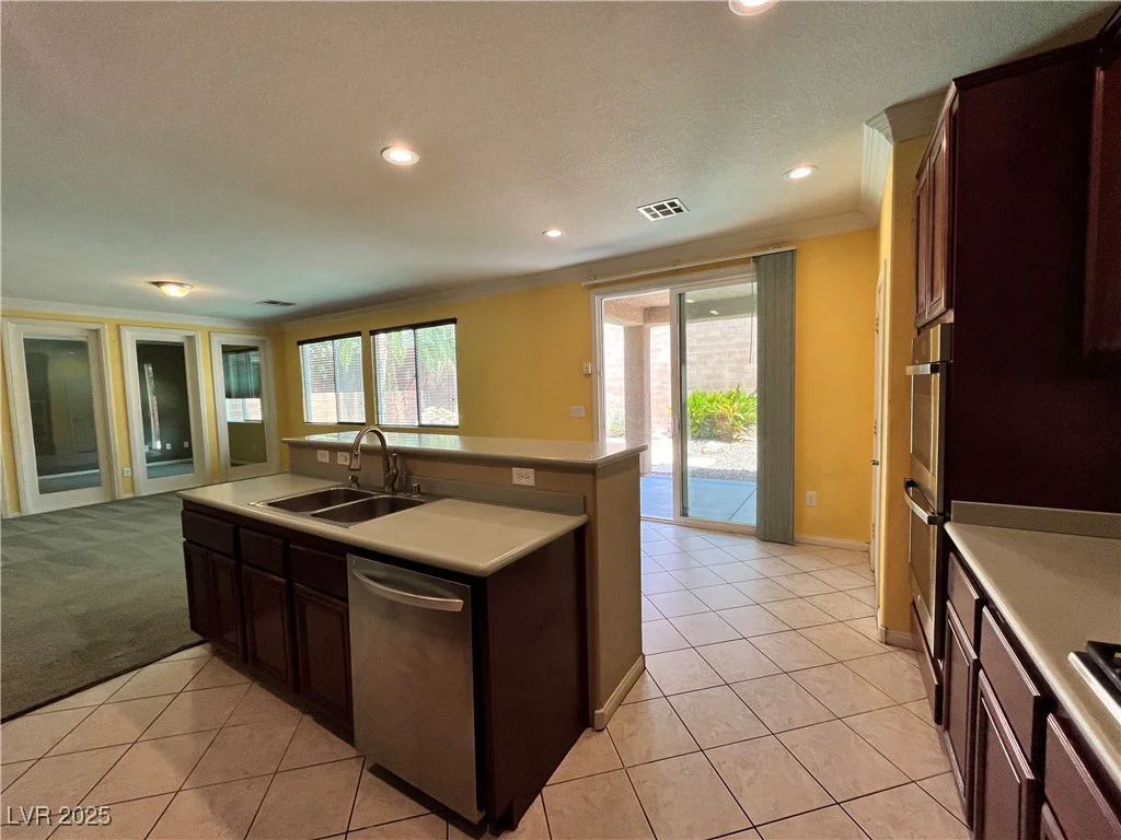 2112 Merganser, North Las Vegas, NV 89084