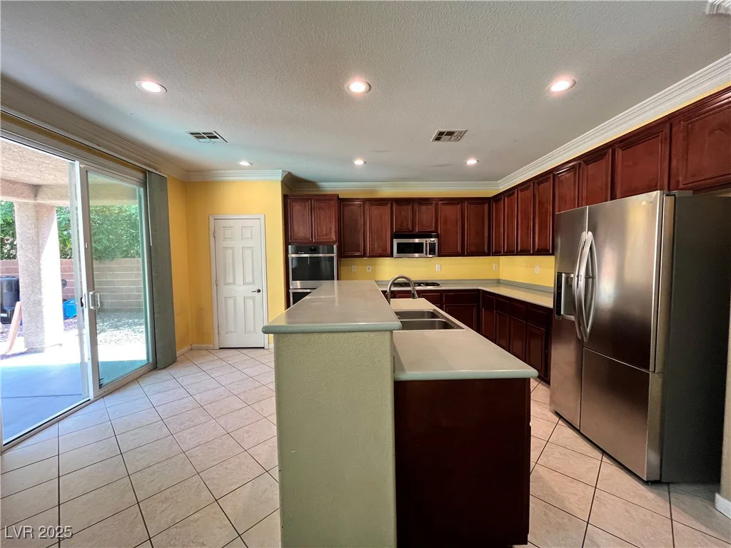 2112 Merganser, North Las Vegas, NV 89084
