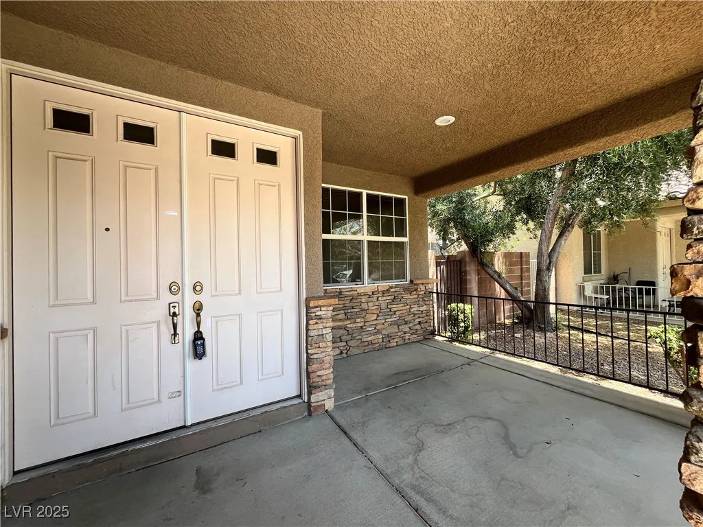 2112 Merganser, North Las Vegas, NV 89084