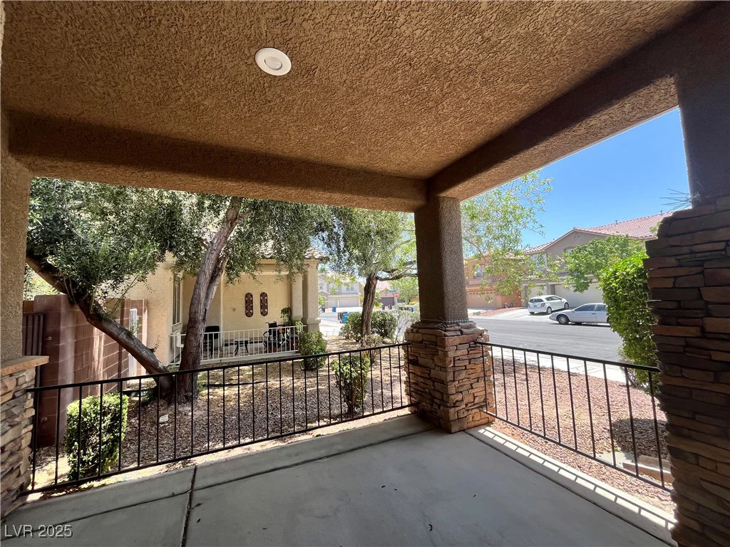 2112 Merganser, North Las Vegas, NV 89084