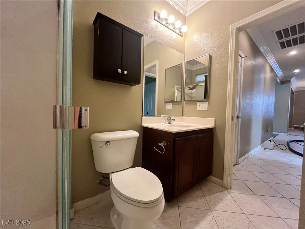 2112 Merganser, North Las Vegas, NV 89084