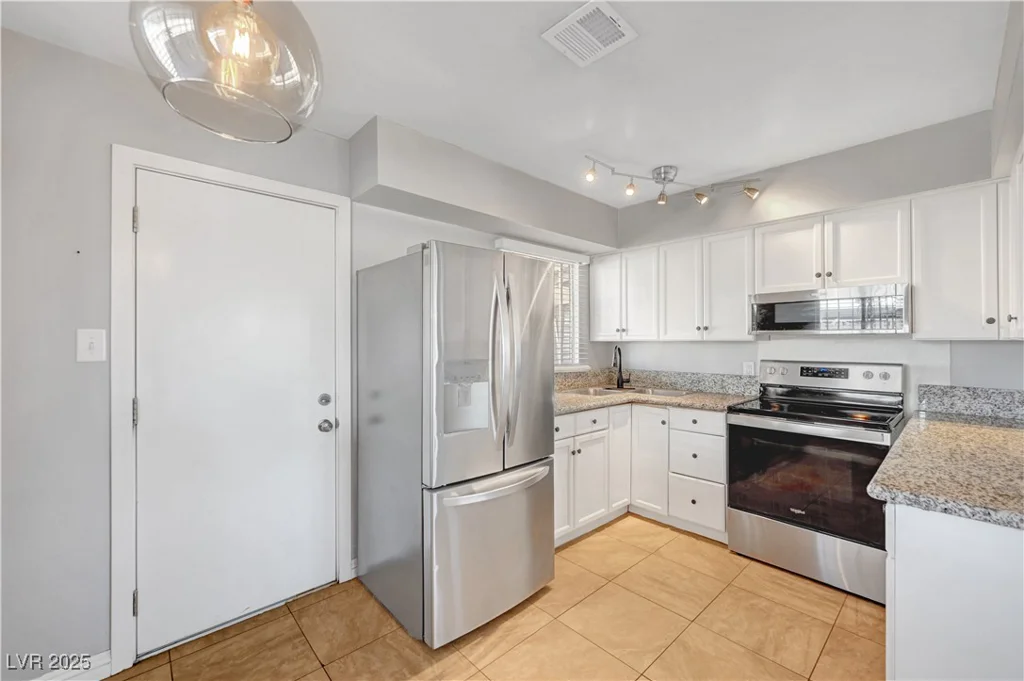 7 Church, Henderson, NV 89015