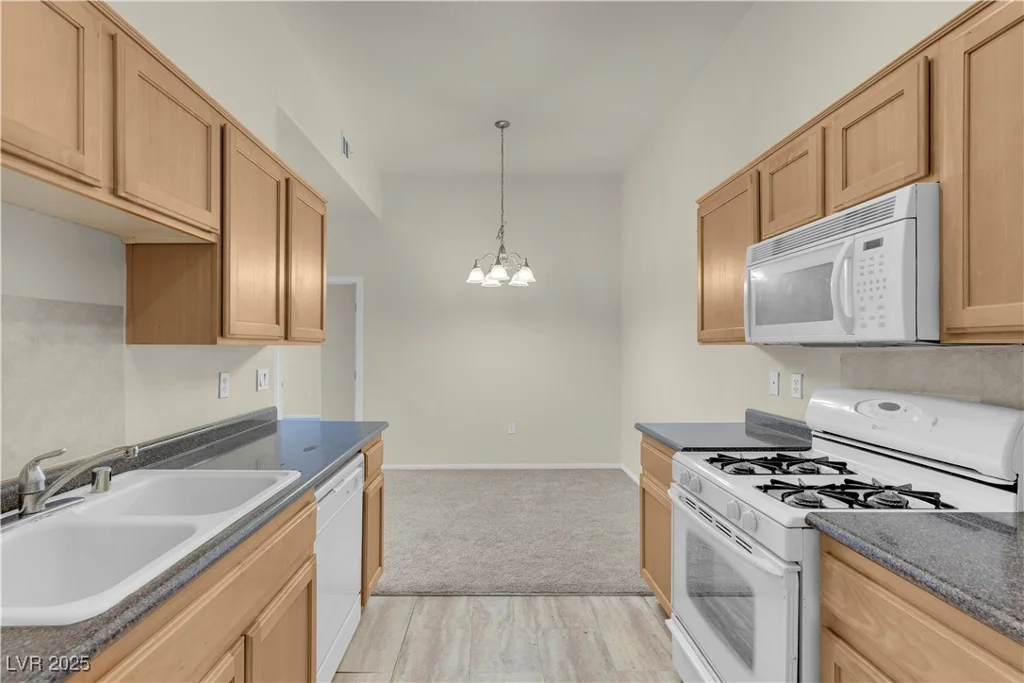 8805 Jeffreys, Las Vegas, NV 89123