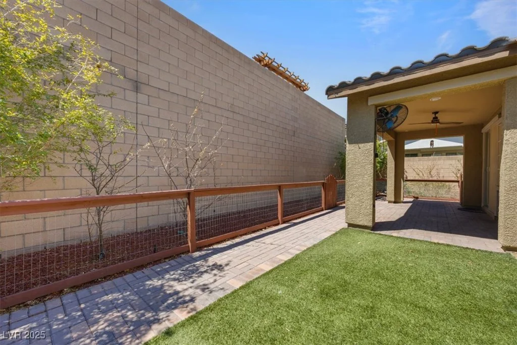253 Kindly, Henderson, NV 89011