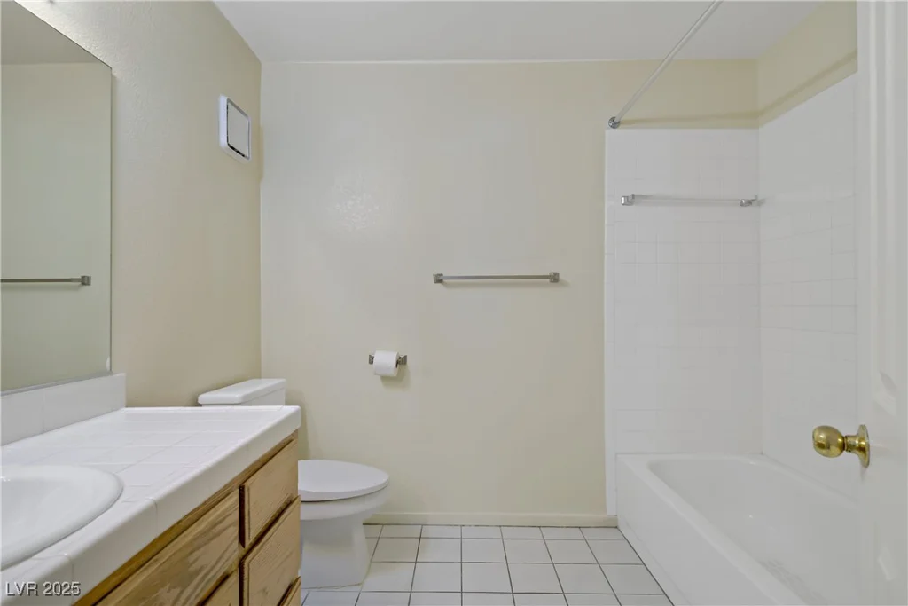 2725 Nellis, Las Vegas, NV 89121