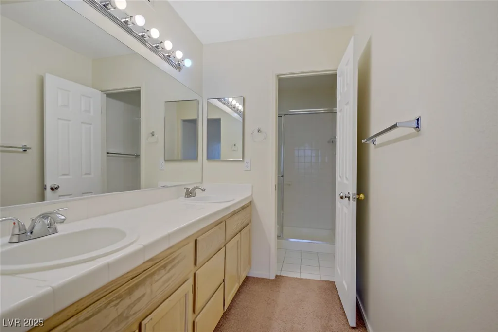 2725 Nellis, Las Vegas, NV 89121