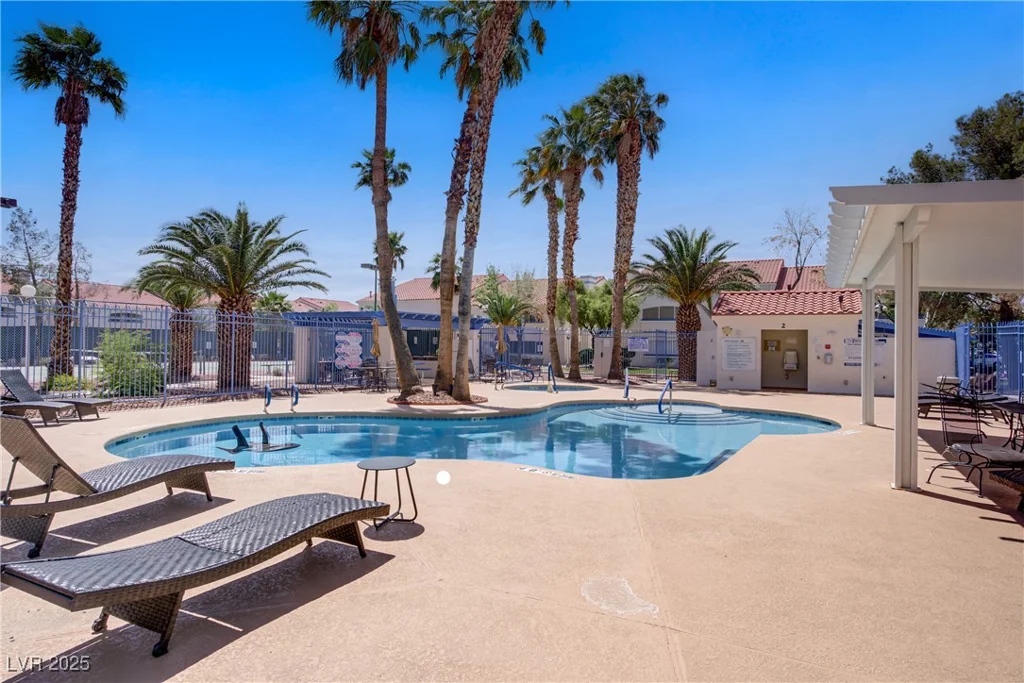 2725 Nellis, Las Vegas, NV 89121