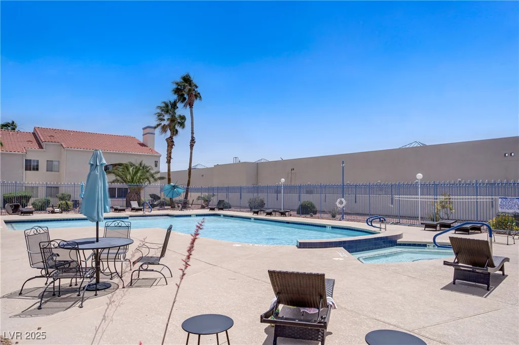 2725 Nellis, Las Vegas, NV 89121