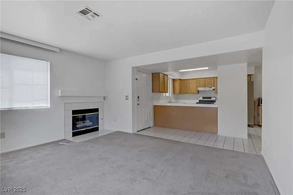 2725 Nellis, Las Vegas, NV 89121