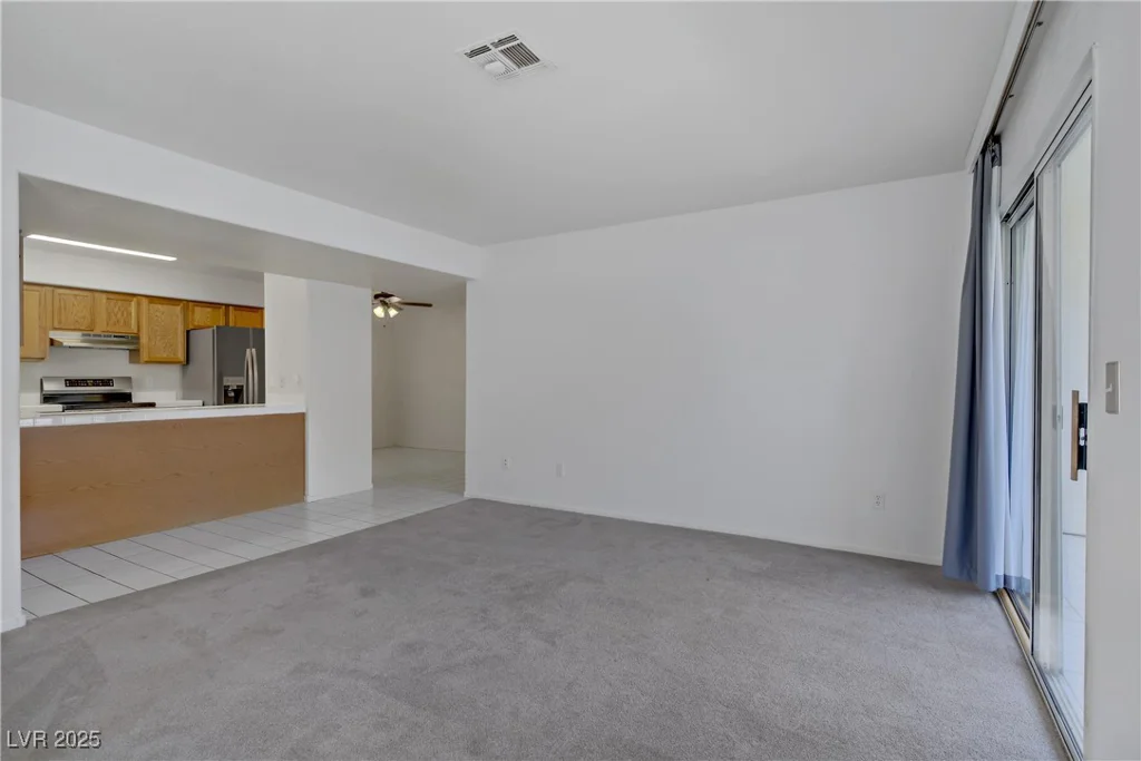 2725 Nellis, Las Vegas, NV 89121