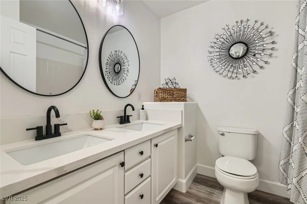 2470 Lower Meadows, Henderson, NV 89052