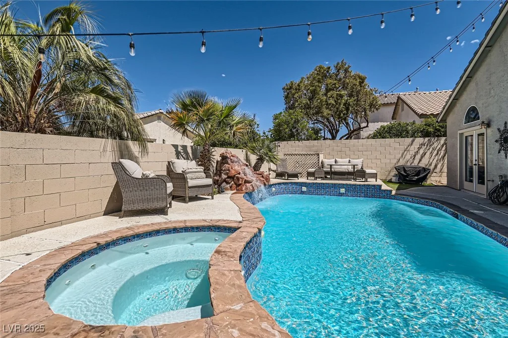 2470 Lower Meadows, Henderson, NV 89052