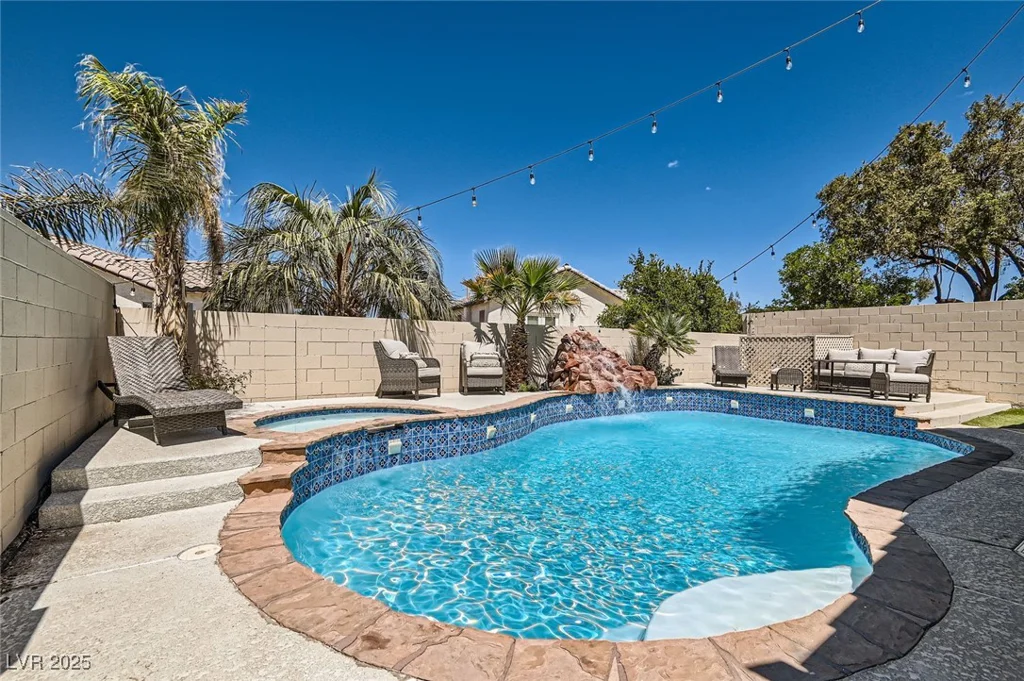 2470 Lower Meadows, Henderson, NV 89052