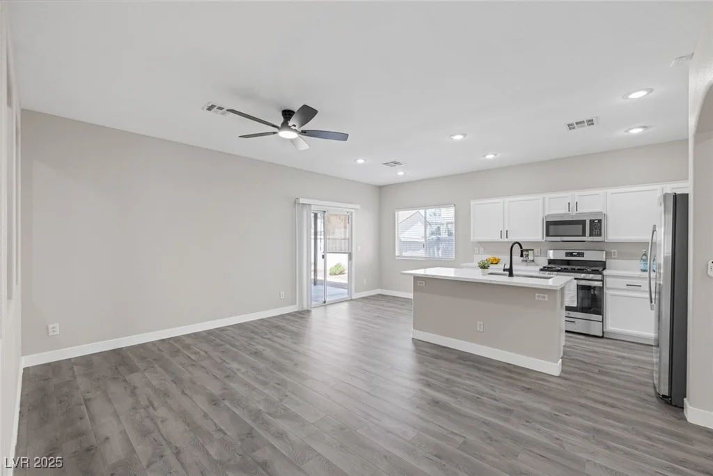 5213 Giallo Vista, North Las Vegas, NV 89031