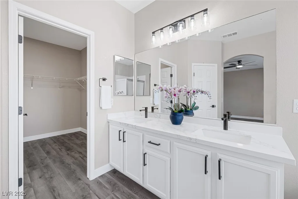 5213 Giallo Vista, North Las Vegas, NV 89031