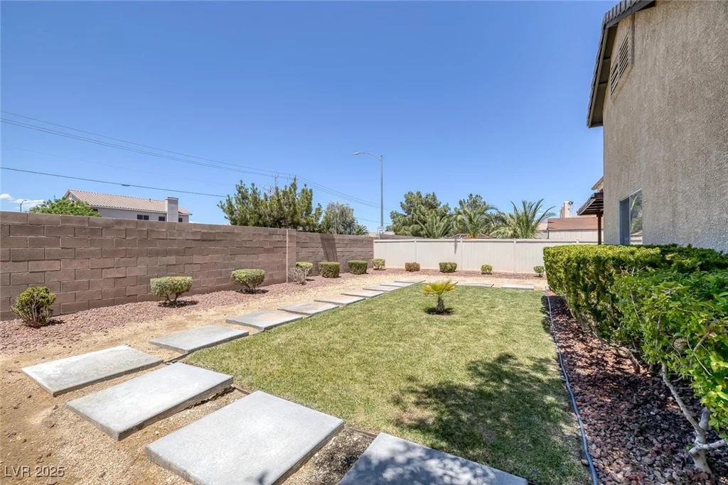 5213 Giallo Vista, North Las Vegas, NV 89031