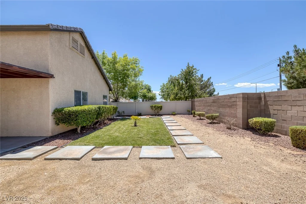 5213 Giallo Vista, North Las Vegas, NV 89031