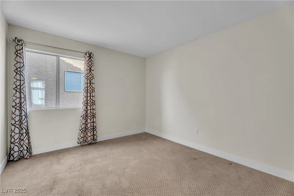 3713 Nairobi, North Las Vegas, NV 89032