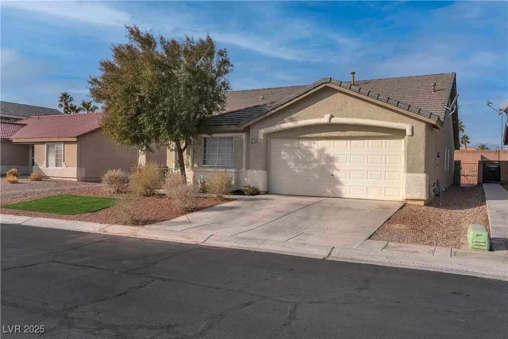 3713 Nairobi, North Las Vegas, NV 89032