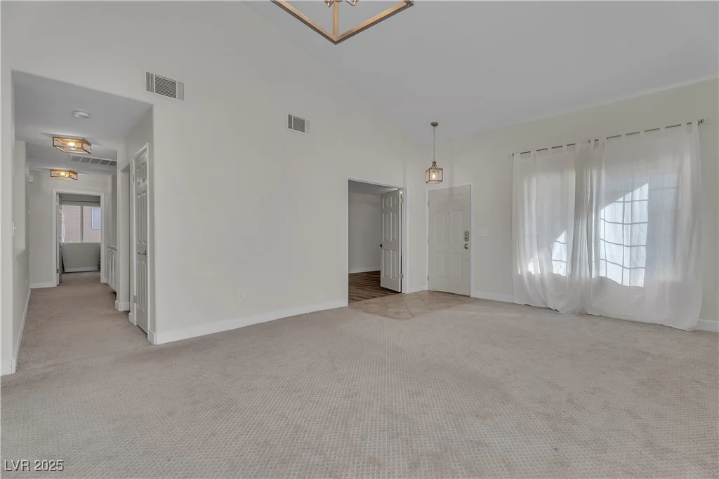 3713 Nairobi, North Las Vegas, NV 89032